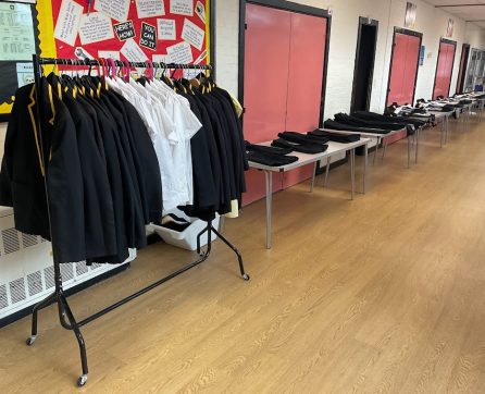 Second hand uniform